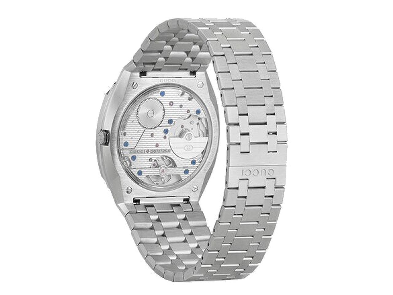 Gucci 25H Automatik Edelstahl 40mm graues Zifferblatt Metallband YA163302 – Herrenuhren Uhr ohne Datum aus Edelstahl. Das Gehäuse ist rund und silber. Das Edelstahlarmband ist silber. Das Zifferblatt ist ein Index in grau. – Ansicht 2