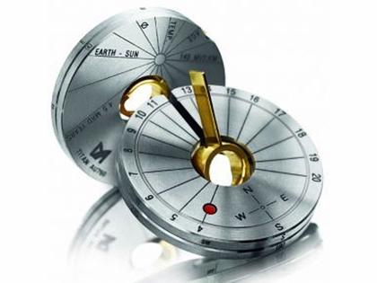 Meister Anhänger Sundisc Men´s Collection – Anhänger Anhänger ohne Besatz aus 750 Gelbgold, Titan und und .