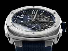 Alpina Alpiner Extreme Regulator Automatik Edelstahl 41mm graues Zifferblatt blaues Kautschukband – Herrenuhren Uhr ohne Datum aus Edelstahl und Kautschuk. Das Gehäuse ist rund und silber. Das Kautschuk / Kunststoff / Silikon Armband ist blau. Das Zifferblatt ist ein Index in grau. – Ansicht 5