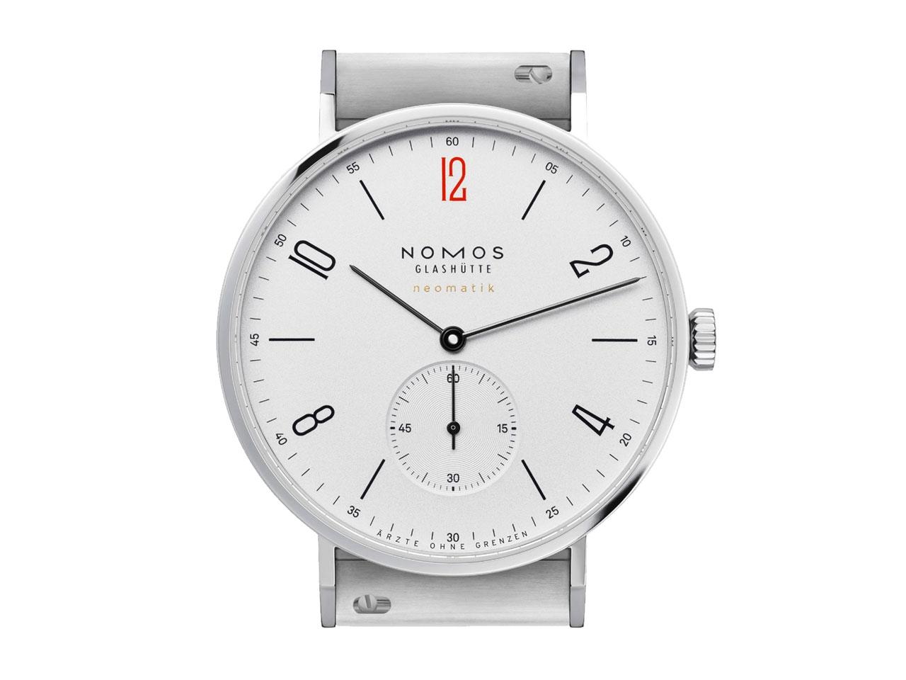 Nomos Glashütte Tangente 39 neomatik für Ärzte ohne Grenzen Automatik Edelstahl 39mm weißes Zifferblatt Metallband – Damenuhren Uhr ohne Datum aus Edelstahl. Das Gehäuse ist rund und silber. Das Edelstahlarmband ist schwarz. Das Zifferblatt ist arabisch Index und silber. – Ansicht 2