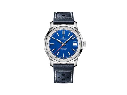 Breitling Top Time B31 Automatik Edelstahl 38mm blaues Zifferblatt blaues Lederband – Herrenuhren Uhr mit Datum aus Edelstahl und Leder. Das Gehäuse ist rund und silber. Das Lederarmband ist blau. Das Zifferblatt ist ein Index in blau.