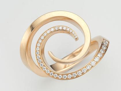 Angela Hübel Windrose Damenring mit Brillant – Ringe Ring mit Besatz aus 750 Gelbgold.