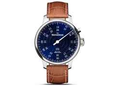 MeisterSinger Bell Hora Edelstahl blaues Zifferblatt braunes Lederband – Herrenuhren Uhr ohne Datum aus Edelstahl. Das Gehäuse ist rund und silber. Das Lederarmband ist braun. Das Zifferblatt ist arabisch und blau.