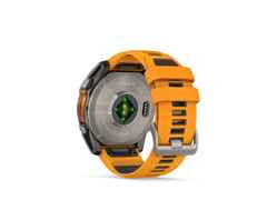 Garmin fenix 8 51mm AMOLED faserverstärktes Polymer Titan graphitfarben beschichtet oranges Kautschukband – Herrenuhren Uhr Multifunktion aus DLC beschichtet, Kautschuk und Titan. Das Gehäuse ist rund und grau. Das Kautschuk / Kunststoff / Silikon Armband ist orange. Das Zifferblatt ist digital und schwarz. – Ansicht 6