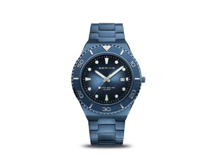 Herrenuhren Uhr mit Datum aus Edelstahl. Das Gehäuse ist rund und blau. Das Edelstahlarmband ist blau. Das Zifferblatt ist ein Index in blau.