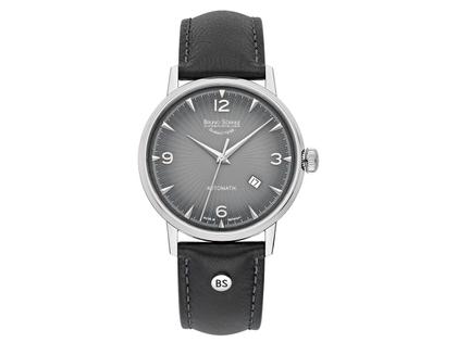 Bruno Söhnle Glashütte Stuttgart II Big Automatik Edelstahl graues Zifferblatt Lederband – Herrenuhren Uhr mit Datum aus Edelstahl und Leder. Das Gehäuse ist rund und silber. Das Lederarmband ist schwarz. Das Zifferblatt ist arabisch Index und grau.