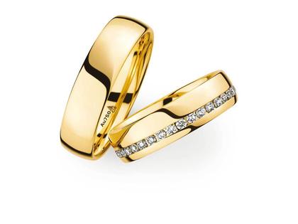 Christian Bauer Trauring Paar Nr.  30 Gelbgold – Ringe Trauring mit Besatz aus 750 Gelbgold.