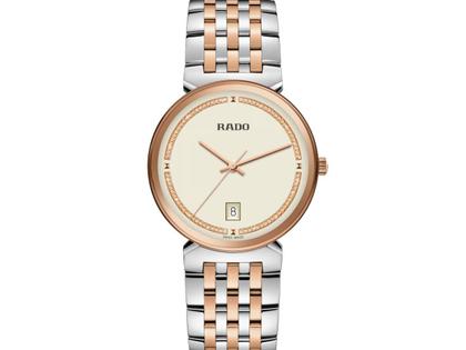 Rado Florence Quarz Edelstahl roségoldfarben-PVD 38mm beiges Zifferblatt zweifarbiges Metallband – Damenuhren Uhr mit Datum aus Edelstahl und PVD beschichtet. Das Gehäuse ist rund und silber-roségold. Das Edelstahlarmband ist silber-roségold. Das Zifferblatt ist ein Index in beige.