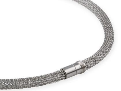 Ernstes Design K133 Strickkette – Halsschmuck Collier aus Edelstahl.