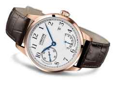 Union Glashütte 1893 Johannes Dürrstein Edition Gangreserve Handaufzug Rotgold 41mm weißes Zifferblatt braunes Lederband limitiert – Herrenuhren Uhr mit Datum aus 750 Rotgold. Das Gehäuse ist rund und roségold. Das Lederarmband ist braun. Das Zifferblatt ist arabisch und weiß. – Ansicht 2