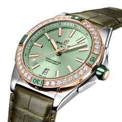 Breitling Super Chronomat Automatic 38 Edelstahl grünes Zifferblatt grünes Lederband – Damenuhren Uhr mit Datum aus 750 Rotgold, Edelstahl und Keramik. Das Gehäuse ist rund und silber. Das Lederarmband Kroko / Alligator ist silber. Das Zifferblatt ist ein Index in grün. – Ansicht 3