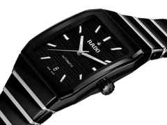 Rado Anatom Automatik Keramik 32,5mm schwarzes Zifferblatt schwarzes Keramikband – Damenuhren Uhr mit Datum aus Edelstahl und Keramik. Das Gehäuse ist rechteckig und schwarz. Das Keramikarmband ist schwarz. Das Zifferblatt ist ein Index in schwarz. – Ansicht 2