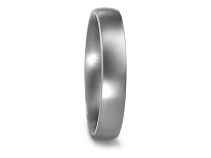 Ringe Trauring aus Titan.