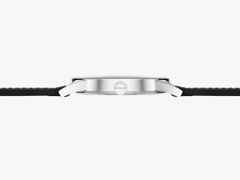 Nomos Glashütte Minimatik 39 Datum Handaufzug Edelstahl blaues Zifferblatt schwarzes Lederband – Herrenuhren Uhr mit Datum aus Edelstahl. Das Gehäuse ist rund und silber. Das Lederarmband ist schwarz. Das Zifferblatt ist arabisch Index und blau. – Ansicht 2
