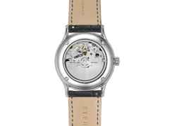 Sternglas Berlin Automatik Edelstahl 38mm blaues Zifferblatt schwarzes Lederband – Herrenuhren Uhr mit Datum aus Edelstahl und Leder. Das Gehäuse ist rund und silber. Das Lederarmband ist schwarz. Das Zifferblatt ist ein Index in blau. – Ansicht 4