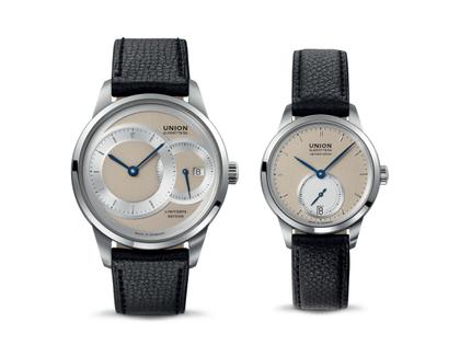 Union Glashütte 1893 Johannes Dürrstein Jubiläumsedition Set aus Herren- und Damenuhr limitiert – Herrenuhren Uhr mit Datum aus Edelstahl und Leder. Das Gehäuse ist rund und silber. Das Lederarmband ist schwarz. Das Zifferblatt ist ein Index in beige.