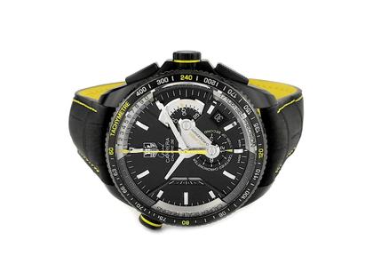 TAG Heuer Grand Carrera Calibre 36 RS 2 Caliper Chronograph Ti2 Limited Edition CAV5186.FC6304 Full Set mit Garantie Occasion Refurbished – Herrenuhren Chronograph aus PVD beschichtet, Titan und Titancarbid beschichtet. Das Gehäuse ist rund und schwarz. Das Lederarmband Kroko / Alligator ist schwarz. Das Zifferblatt ist ein Index in schwarz.