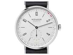 Nomos Glashütte Tangente 41 neomatik Update Automatik Edelstahl 40mm weißes Zifferblatt schwarzes Lederband – Herrenuhren Uhr mit Datum aus Edelstahl. Das Gehäuse ist rund und silber. Das Lederarmband ist schwarz. Das Zifferblatt ist arabisch Index und weiß. – Ansicht 7