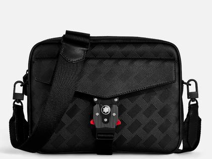 Lederwaren Leder Tasche in schwarz und aus Leder und Metall.