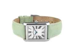 Maurice Lacroix Fiaba Square Quarz Edelstahl 24x34mm Perlmutt-Zifferblatt grünes Lederband FA1205-SS001-160-5 Full Set mit Garantie Occasion – Damenuhren Uhr ohne Datum aus Edelstahl. Das Gehäuse ist rechteckig und silber. Das Lederarmband ist grün. Das Zifferblatt ist römisch und weiß.
