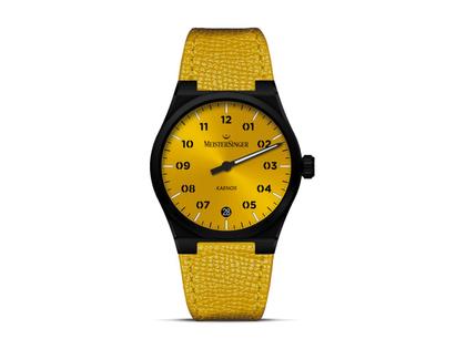 MeisterSinger Kaenos Date Limited Edition Automatik Edelstahl DLC-Schwarz 40mm gelbes Zifferblatt gelbes Lederband – Herrenuhren Uhr mit Datum aus DLC beschichtet und Edelstahl. Das Gehäuse ist rund und schwarz. Das Lederarmband ist gelb. Das Zifferblatt ist arabisch Index und gelb.