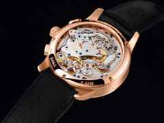 Glashütte Original PanoGraph Automatik Rotgold 40mm silbernes Zifferblatt schwarzes Lederband – Herrenuhren Chronograph aus 750 Rotgold. Das Gehäuse ist rund und roségold. Das Lederarmband Kroko / Alligator ist schwarz. Das Zifferblatt ist ein Index in silber. – Ansicht 3