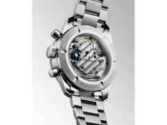 Longines Spirit Pilot Flyback Chronograph Handaufzug Edelstahl 39,5mm schwarzes Zifferblatt Metallband – Herrenuhren Chronograph aus Edelstahl. Das Gehäuse ist rund und silber. Das Edelstahlarmband ist silber. Das Zifferblatt ist arabisch und schwarz. – Ansicht 3