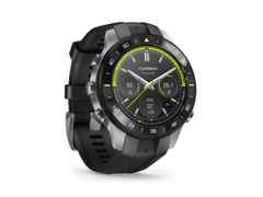 Garmin MARQ Athlete Gen 3 Titan 47mm digitales Display schwarzes Kautschukband – Herrenuhren Uhr Multifunktion aus Kautschuk, Keramik und Titan. Das Gehäuse ist rund und grau. Das Kautschuk / Kunststoff / Silikon Armband ist schwarz. Der Zifferblatt ist digital. – Ansicht 5