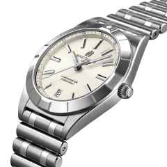 Breitling Chronomat 32 Quarz Edelstahl weißes Zifferblatt Metallband – Damenuhren Uhr mit Datum aus Edelstahl. Das Gehäuse ist rund und silber. Das Edelstahlarmband ist silber. Das Zifferblatt ist ein Index in weiß. – Ansicht 3