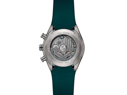 TAG Heuer Carrera Chronograph Extreme Sport Twin Time Automatik Titan 44mm skelettiertes Zifferblatt grünes Kautschukband – Herrenuhren Chronograph aus Kautschuk, Keramik und Titan. Das Gehäuse ist rund und silber. Das Kautschuk / Kunststoff / Silikon Armband ist grün. Das Zifferblatt ist skelettiert und grün. – Ansicht 3