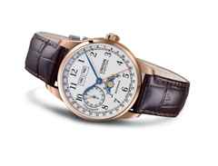 Union Glashütte 1893 Johannes Dürrstein Edition Handaufzug Mondphase Rosegold 41mm weißes Zifferblatt braunes Lederband limitiert – Herrenuhren Uhr mit Kalender aus 750 Rotgold. Das Gehäuse ist rund und roségold. Das Lederarmband ist braun. Das Zifferblatt ist arabisch und weiß. – Ansicht 2