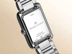 Maurice Lacroix Fiaba Square Quarz Edelstahl 24x34mm silbernes Zifferblatt Metallband – Damenuhren Uhr ohne Datum aus Edelstahl. Das Gehäuse ist rechteckig und silber. Das Edelstahlarmband ist silber. Das Zifferblatt ist römisch und silber. – Ansicht 3