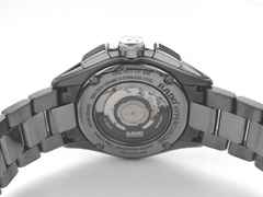 Rado HyperChrome Gent Automatic Chronograph XXL Limited Edition Plasmakeramik R32022102 Full Set mit Garantie Occasion – Herrenuhren Chronograph aus Edelstahl und Keramik. Das Gehäuse ist rund und grau. Das Keramikarmband ist grau. Das Zifferblatt ist arabisch Index und blau. – Ansicht 2