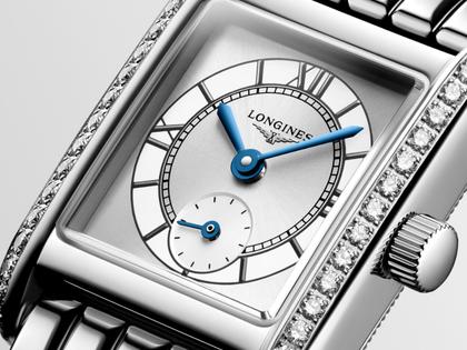Longines DolceVita   Mini Quarz Edelstahl 22x29mm silbernes Zifferblatt mit Brillanten Metallband – Damenuhren Uhr ohne Datum aus Edelstahl. Das Gehäuse ist rechteckig und silber. Das Edelstahlarmband ist silber. Das Zifferblatt ist römisch und silber. – Ansicht 2