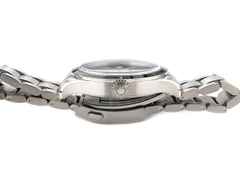 Montblanc 1858 Automatic Date 0 Oxygen The 8000 Edelstahl 41mm Metallband 130984 Full Set Occasion – Herrenuhren Uhr mit Datum aus Edelstahl und Keramik. Das Gehäuse ist rund und silber. Das Edelstahlarmband ist silber. Das Zifferblatt ist arabisch und grau. – Ansicht 3