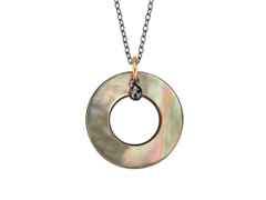 Gellner Sonderedition Collier "Roller Dark Edition" Silber 45cm Kreis aus schwarzem Perlmutt mit Briolett 0,230ct – Halsschmuck Collier aus 750 Rotgold, 925 Silber und und . – Ansicht 2