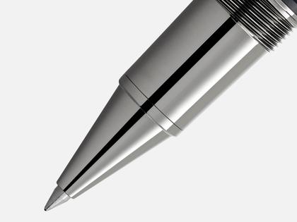Montblanc Writers Edition                  2022:  Limited Edition Gebrüder Grimm Rollerball – Schreibgeräte Rollerball in schwarz und aus Edelharz und Ruthenium. – Ansicht 2