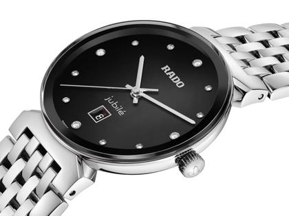 Rado Florence Classic Diamonds Quarz Edelstahl 30 mm schwarz Edelstahlband – Damenuhren Uhr mit Datum aus Edelstahl. Das Gehäuse ist rund und silber. Das Edelstahlarmband ist silber. Das Zifferblatt ist ein Index in schwarz. – Ansicht 2
