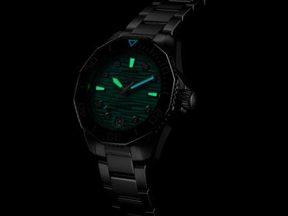 TAG Heuer Aquaracer Professional 300 Date Automatik Edelstahl 36mm türkises Zifferblatt mit Brillanten Metallband – Damenuhren Uhr mit Datum aus Edelstahl. Das Gehäuse ist rund und silber. Das Edelstahlarmband ist silber. Das Zifferblatt ist ein Index in grün. – Ansicht 5
