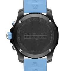 Breitling Endurance Pro 44 Chronograph Quarz Breitlight schwarzes Zifferblatt blaues Kautschukband – Herrenuhren Chronograph aus Sonstiges. Das Gehäuse ist rund und schwarz. Das Kautschuk / Kunststoff / Silikon Armband ist blau. Das Zifferblatt ist arabisch und schwarz. – Ansicht 4