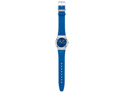 Swatch Irony Lady Blossom Time Blue Petal Promise Quarz Edelstahl 33mm blaues Zifferblatt blaues Lederband – Damenuhren Uhr ohne Datum aus Edelstahl und Leder. Das Gehäuse ist rund und silber. Das Lederarmband ist blau. Das Zifferblatt ist ohne Zeichen und blau. – Ansicht 3