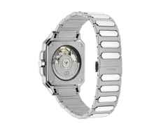 Gucci G-Flat Quarz Edelstahl 36mm schwarzes Zifferblatt Metallband YA166506 – Herrenuhren Uhr mit Datum aus Edelstahl. Das Gehäuse ist rechteckig und silber. Das Edelstahlarmband ist silber. Das Zifferblatt ist römisch Index und schwarz. – Ansicht 2