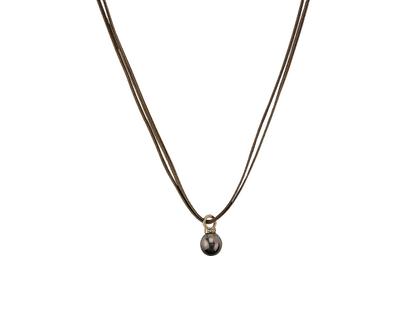 Gellner Perlenkette mit Marutea-Zuchtperle 125cm – Halsschmuck Perlenkette aus 750 Gelbgold.