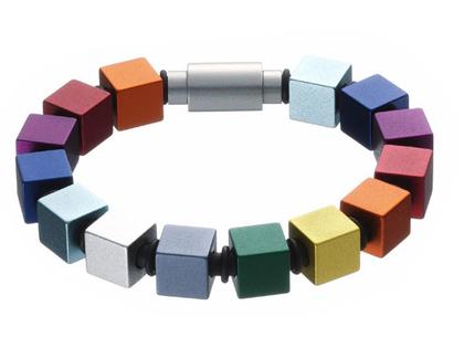 Apero Würfelarmband 10mm bunt – Armschmuck Armband aus Aluminium, Edelstahl und und .