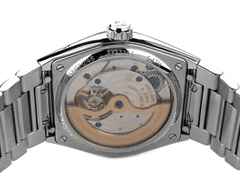 Frederique Constant Highlife Perpetual Calendar Manufacture Automatik Edelstahl 41mm blaues Zifferblatt Metallband FC-775N4NH6B Full Set mit Garantie Occasion – Herrenuhren Uhr mit Kalender aus Edelstahl. Das Gehäuse ist rund und silber. Das Edelstahlarmband ist silber. Das Zifferblatt ist ein Index in blau. – Ansicht 3