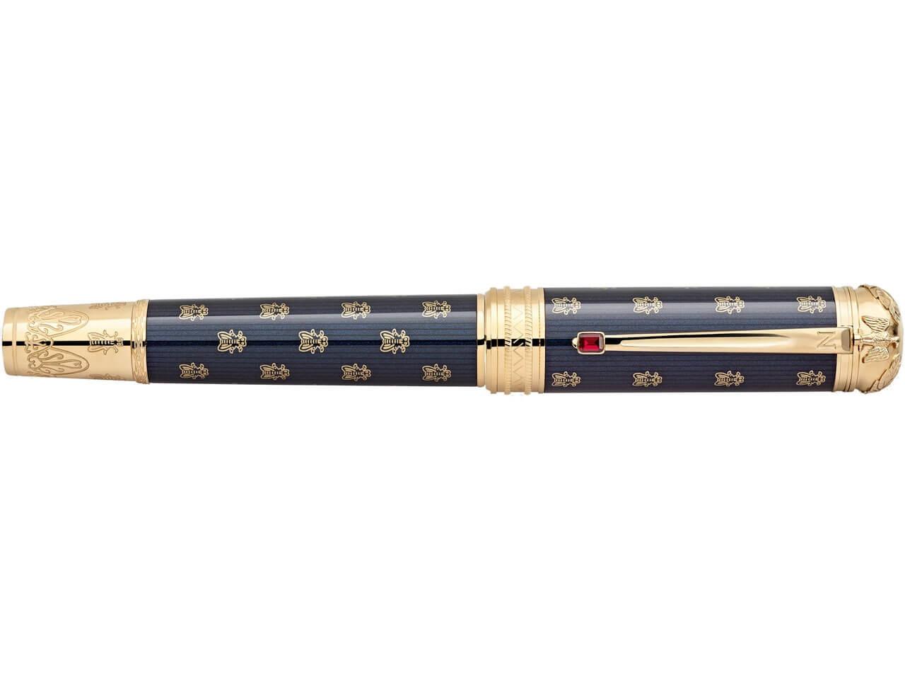 Montblanc 2021 Patron of Art: Limitierte Edition Napoleon Bonaparte Füllfederhalter 4810 – Schreibgeräte Füllfederhalter in blau und vergoldet. – Ansicht 2