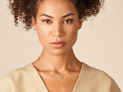 Henrich & Denzel Mikado Soft Collier Donut Platin mit Brillanten – Halsschmuck Collier aus 950 Platin. – Ansicht 3