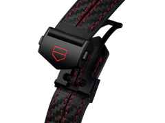 TAG Heuer Connected Calibre E5 X Formula 1 Edition Smartwatch Titan DLC-Schwarz 45mm digitales Zifferblatt schwarzes Kautschukband – Herrenuhren Uhr Multifunktion aus DLC beschichtet und Titan. Das Gehäuse ist rund und schwarz. Das Lederarmband ist schwarz. Der Zifferblatt ist digital. – Ansicht 4