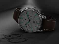 Glashütte Original Senator Chronograph Panoramadatum Automatik Edelstahl 42mm weißes Zifferblatt braunes Lederband – Herrenuhren Chronograph aus 950 Platin. Das Gehäuse ist rund und silber. Das Lederarmband ist braun. Das Zifferblatt ist römisch Index und weiß. – Ansicht 3