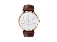 Nomos Glashütte Lambda 42 Handaufzug Roségold 42mm weißes Zifferblatt braunes Lederband – Herrenuhren Uhr ohne Datum aus 750 Rotgold und Leder. Das Gehäuse ist rund und roségold. Das Lederarmband ist braun. Das Zifferblatt ist ein Index in weiß.
